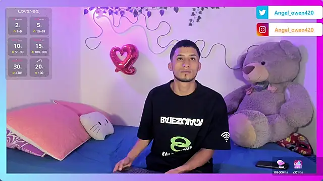 Snapshot of Angel_owen1 chatting on December 6, 11:11 am Angel owen1 online show from December 6, 11:11 am