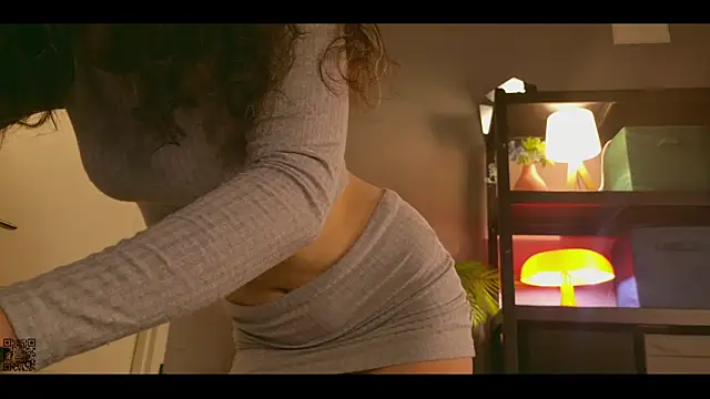 Miley Smile online show from September 29, 5:34 am