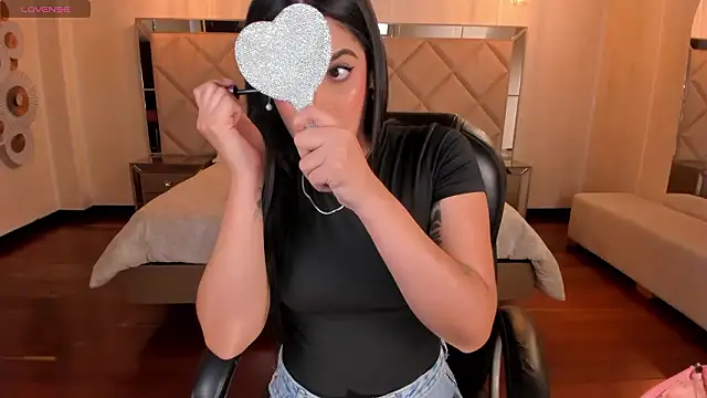 AlyssaDean online show from February 3, 11:37 am