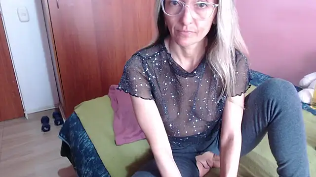 Susanlover online show from January 31, 7:18 pm