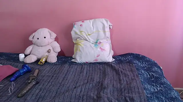 Susanlover online show from December 13, 8:36 pm