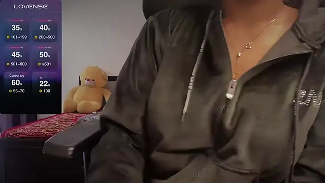 Spice-Summi online show from December 21, 8:18 am