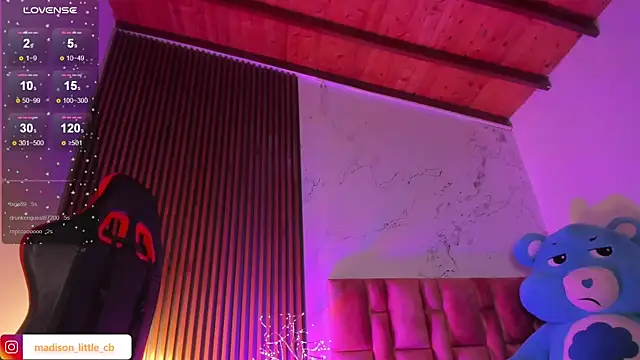 madison little  online show from December 23, 4:50 pm