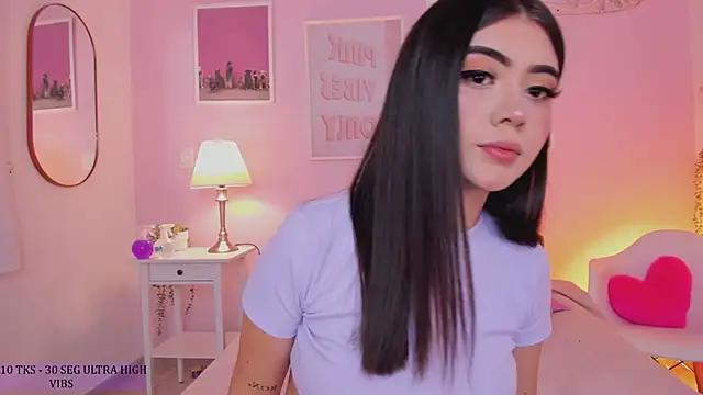 Snapshot of little-natt chatting on February 18, 1:44 pm little-natt online show from February 18, 1:44 pm