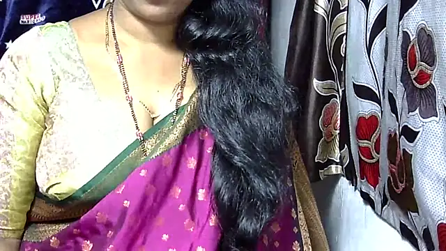 Snapshot of samyukthapuretelugu chatting on March 8, 4:56 am samyukthapuretelugu online show from March 8, 4:56 am