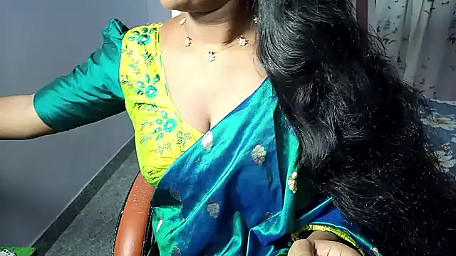 Snapshot of samyukthapuretelugu chatting on June 14, 4:09 pm samyukthapuretelugu online show from June 14, 4:09 pm