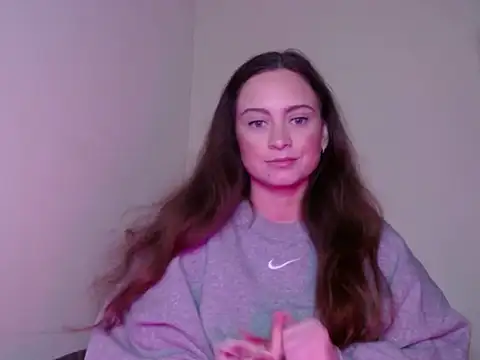 Snapshot of Sophie_Raegan chatting on December 27, 10:34 am Sophie Raegan online show from December 27, 10:34 am