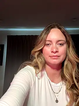 Sophie Raegan online show from December 22, 4:04 pm