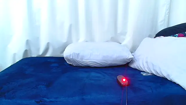 HotSmallTits online show from October 20, 9:37 pm