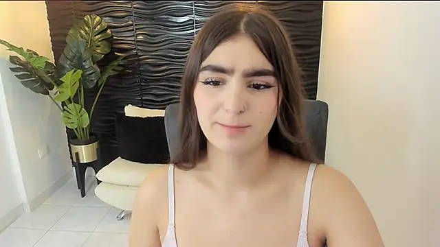 sofia 44 online show from February 10, 1:33 pm