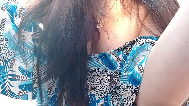 dayis butera online show from September 19, 11:11 am