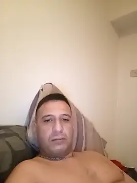 Snapshot of SourDifference5 chatting on March 10, 9:31 pm SourDifference5 online show from March 10, 9:31 pm