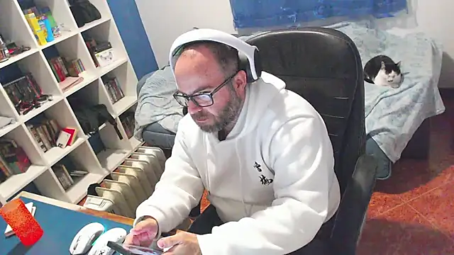 Snapshot of ravingr4d4 chatting on January 15, 9:51 pm ravingr4d4 online show from January 15, 9:51 pm