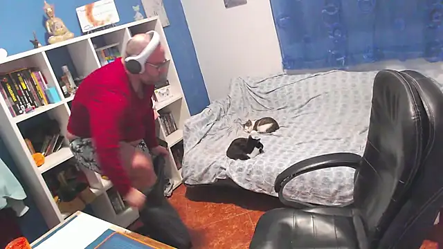 Snapshot of ravingr4d4 chatting on February 3, 11:43 pm ravingr4d4 online show from February 3, 11:43 pm