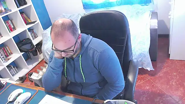 Snapshot of ravingr4d4 chatting on February 12, 11:05 am ravingr4d4 online show from February 12, 11:05 am