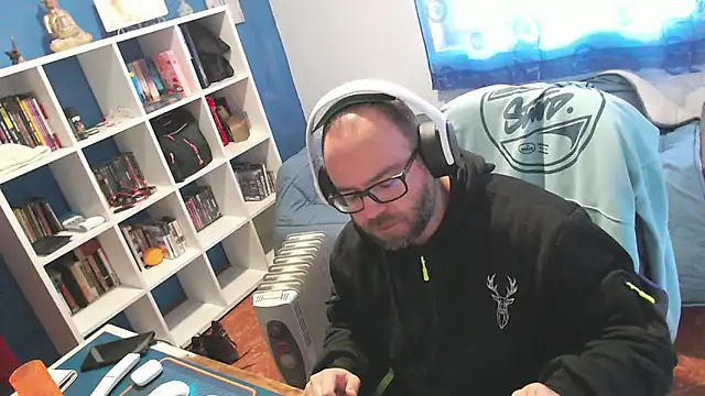 Snapshot of ravingr4d4 chatting on February 26, 9:19 am ravingr4d4 online show from February 26, 9:19 am