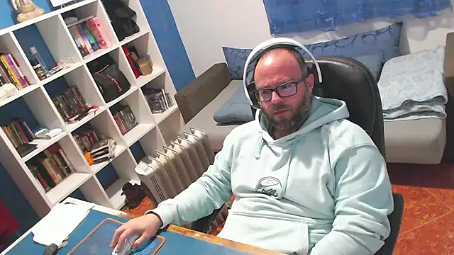 Snapshot of ravingr4d4 chatting on March 1, 8:00 pm ravingr4d4 online show from March 1, 8:00 pm