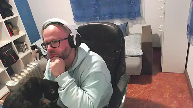 Snapshot of ravingr4d4 chatting on March 8, 8:01 pm ravingr4d4 online show from March 8, 8:01 pm