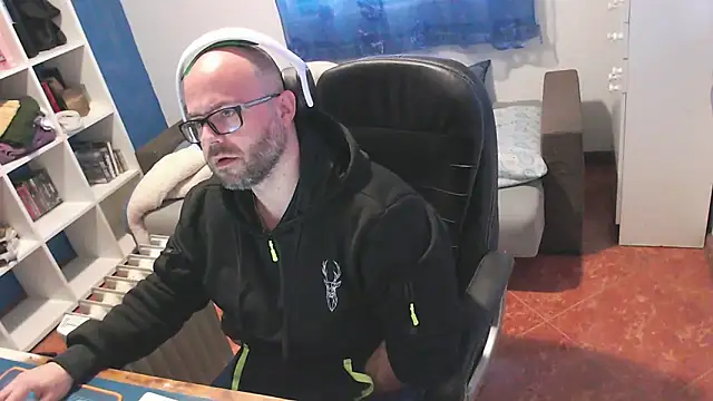 Snapshot of ravingr4d4 chatting on March 9, 1:48 pm ravingr4d4 online show from March 9, 1:48 pm