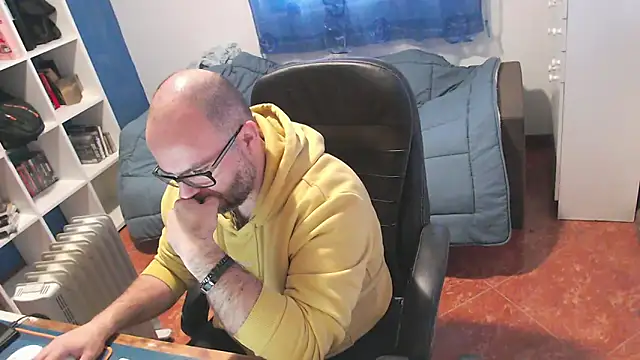 Snapshot of ravingr4d4 chatting on March 10, 11:04 am ravingr4d4 online show from March 10, 11:04 am