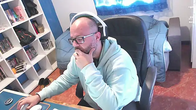 Snapshot of ravingr4d4 chatting on March 11, 12:11 pm ravingr4d4 online show from March 11, 12:11 pm