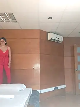 Snapshot of Daniela77771 chatting on December 16, 2:38 pm Daniela77771 online show from December 16, 2:38 pm