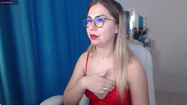 SugarErika online show from February 18, 6:15 am