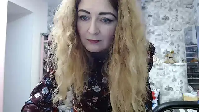 Helen1974 online show from January 14, 7:48 am