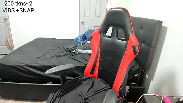 demi xoxo online show from March 2, 7:15 am