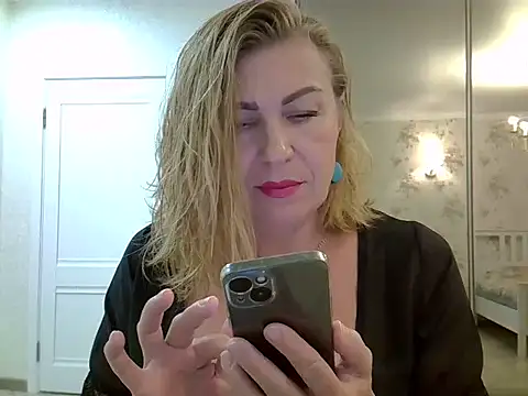 Alexandra-Rosee online show from February 4, 12:22 pm