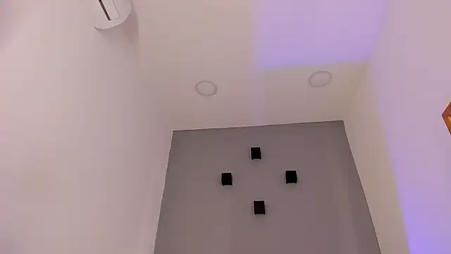 sophiarossee  online show from March 4, 3:37 pm