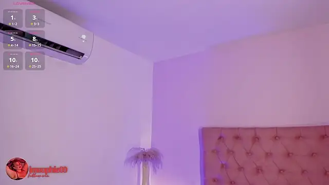 sophiarossee  online show from November 24, 12:05 pm