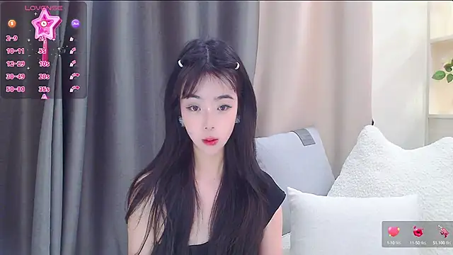 Snapshot of Duludulu_007 chatting on January 9, 6:06 am Duludulu 007 online show from January 9, 6:06 am