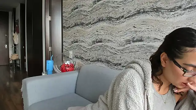 Snapshot of Sophi__a chatting on October 21, 8:42 pm Sophi  a online show from October 21, 8:42 pm