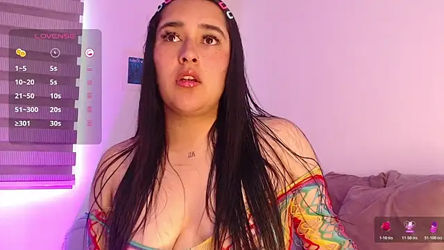 Megan FE online show from October 25, 2:13 pm