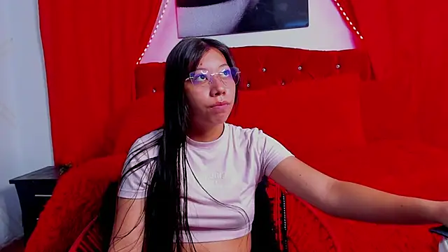 sexylaurita online show from January 24, 11:59 am