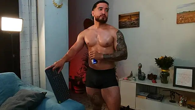 AndrewMartinez online show from October 4, 1:25 am