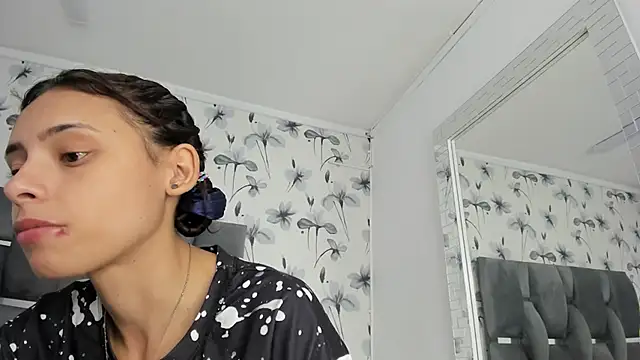 Ehotloveaxxx online show from February 27, 1:38 pm