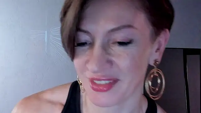 Snapshot of Dorothy_Meyer chatting on February 20, 9:59 pm Dorothy Meyer online show from February 20, 9:59 pm