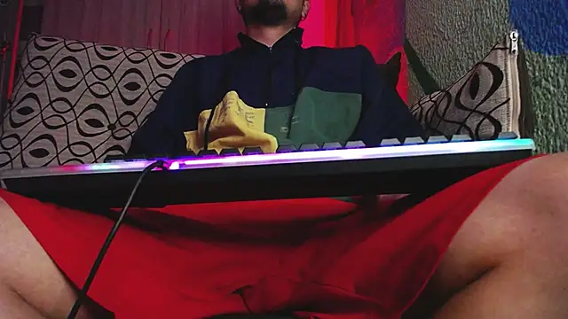 zacwatson  online show from September 19, 3:41 am