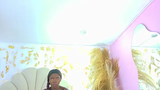 bonieklent online show from October 20, 3:29 am