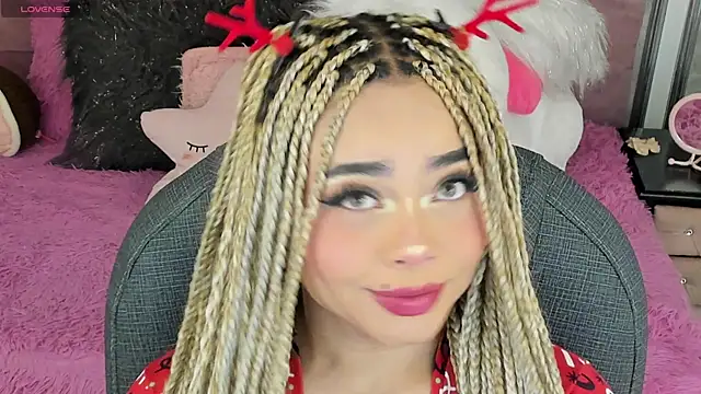 conny  curly online show from December 14, 1:27 pm