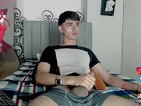 Snapshot of juan_stiven chatting on October 15, 2:06 pm juan stiven online show from October 15, 2:06 pm