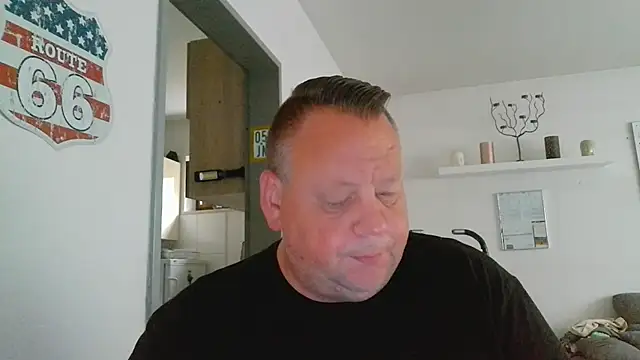 Snapshot of pimmelmann3 chatting on July 21, 7:11 am pimmelmann3 online show from July 21, 7:11 am