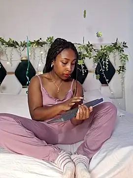 EmmaSanzz  online show from March 15, 11:29 am