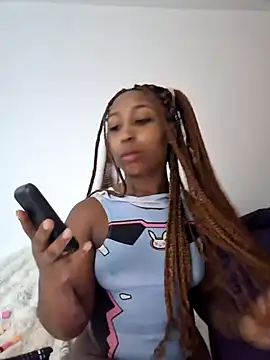 EmmaSanzz  online show from November 26, 9:10 am