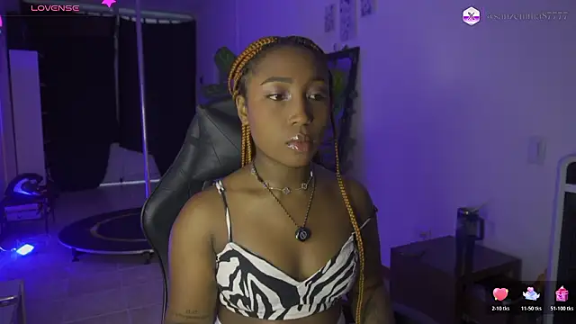 EmmaSanzz  online show from March 11, 11:38 am