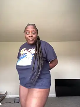 Snapshot of fantasygyal chatting on May 13, 4:37 pm fantasygyal online show from May 13, 4:37 pm