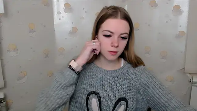 Snapshot of AliceFlirtt_ chatting on January 3, 7:38 am AliceFlirtt online show from January 3, 7:38 am