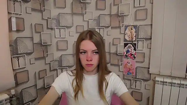 Snapshot of AliceFlirtt_ chatting on October 7, 7:16 am AliceFlirtt online show from October 7, 7:16 am